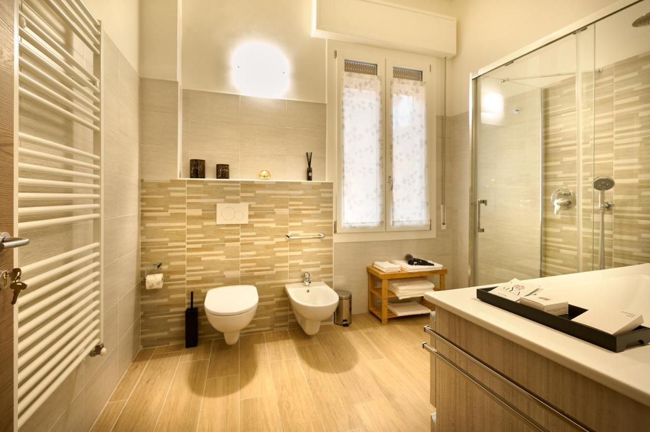 D'Azeglio 62 Luxury Rooms โบโลญญา ภายนอก รูปภาพ