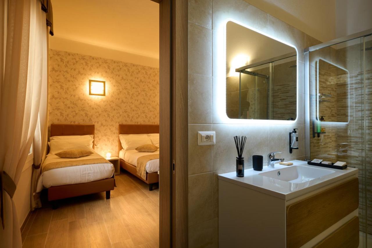 D'Azeglio 62 Luxury Rooms โบโลญญา ภายนอก รูปภาพ