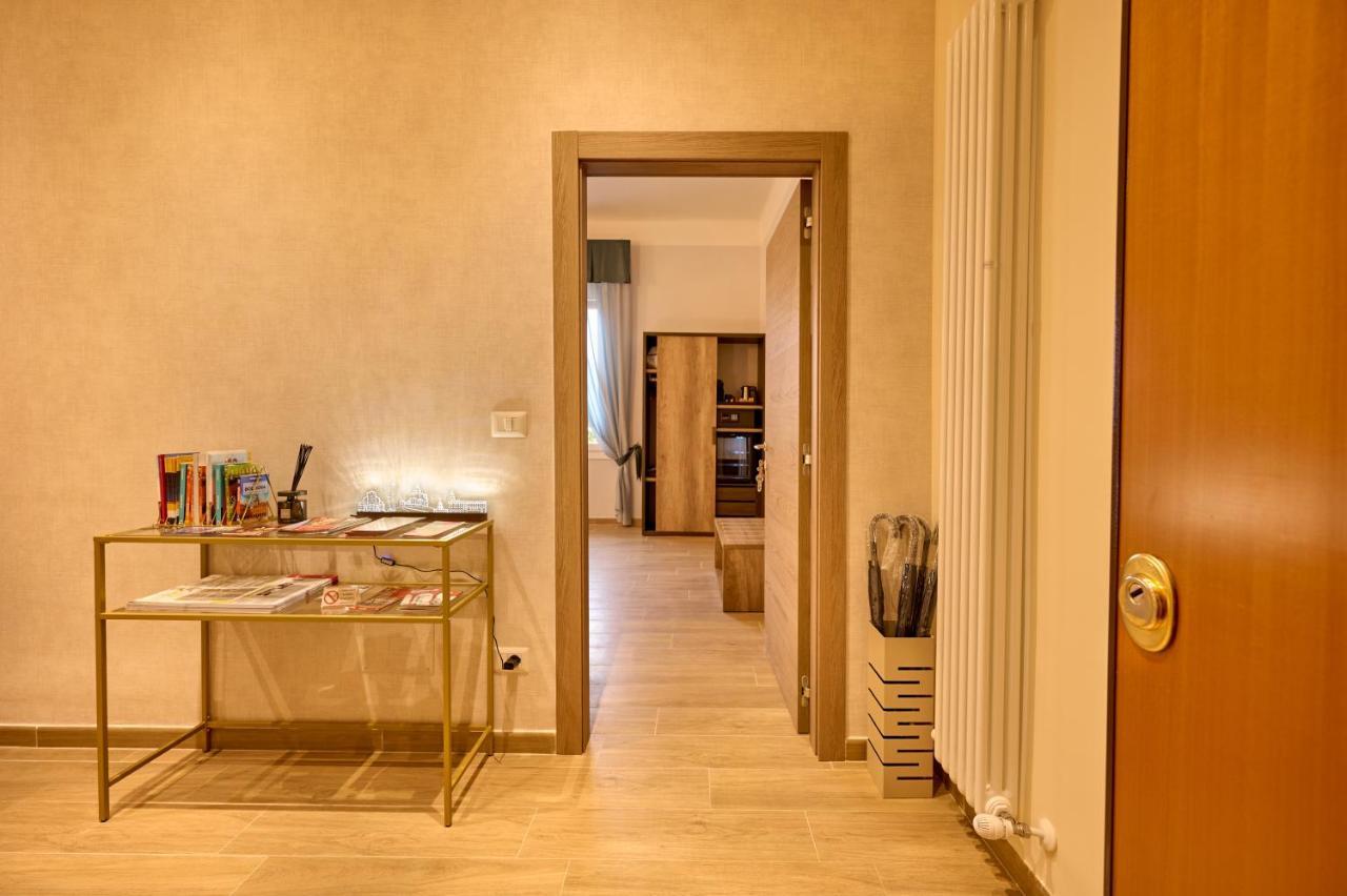 D'Azeglio 62 Luxury Rooms โบโลญญา ภายนอก รูปภาพ