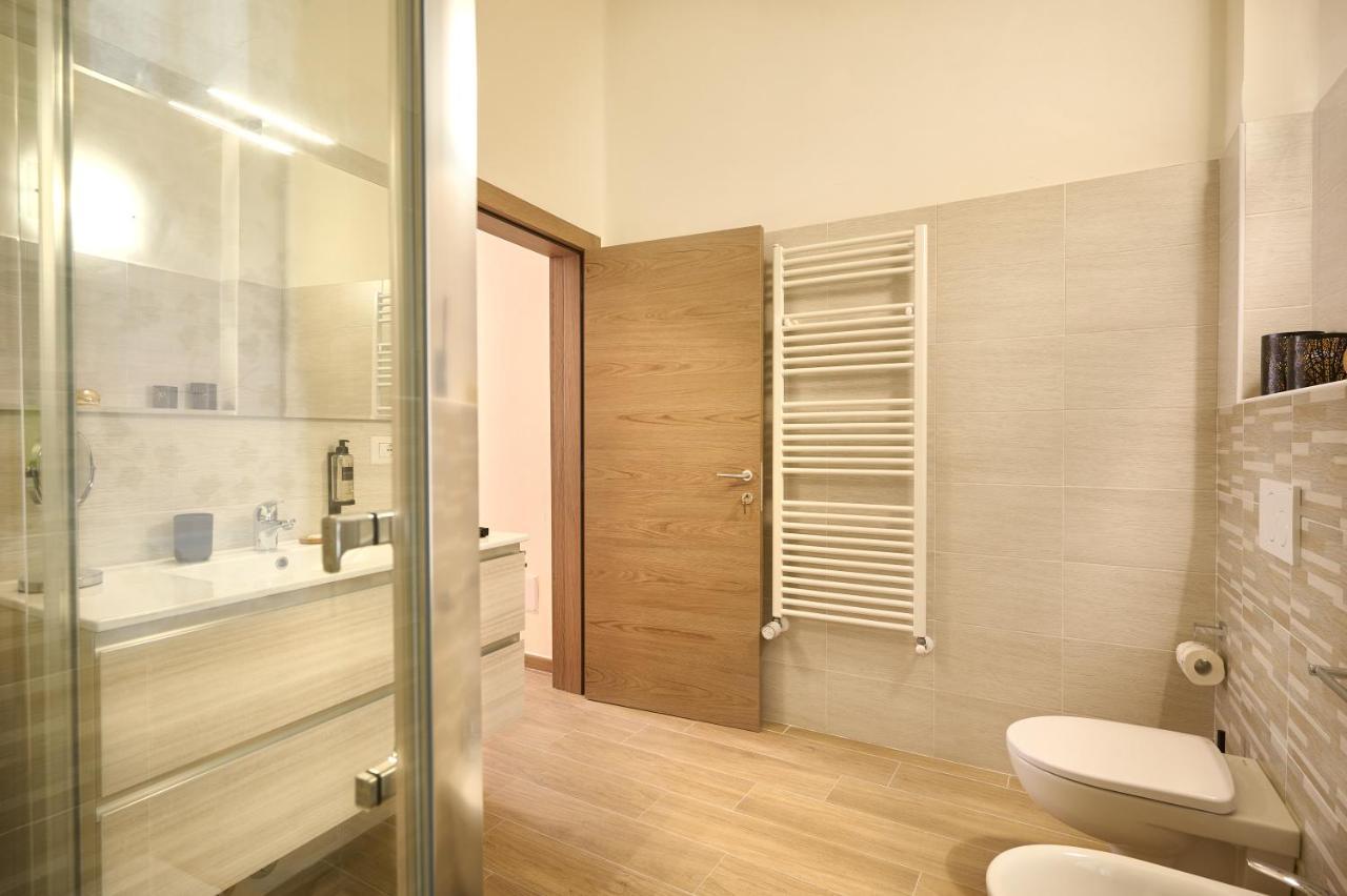 D'Azeglio 62 Luxury Rooms โบโลญญา ภายนอก รูปภาพ
