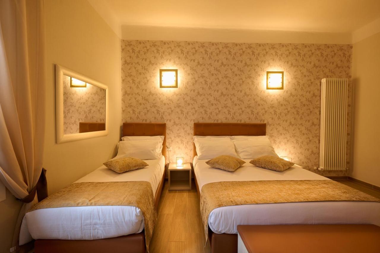 D'Azeglio 62 Luxury Rooms โบโลญญา ภายนอก รูปภาพ