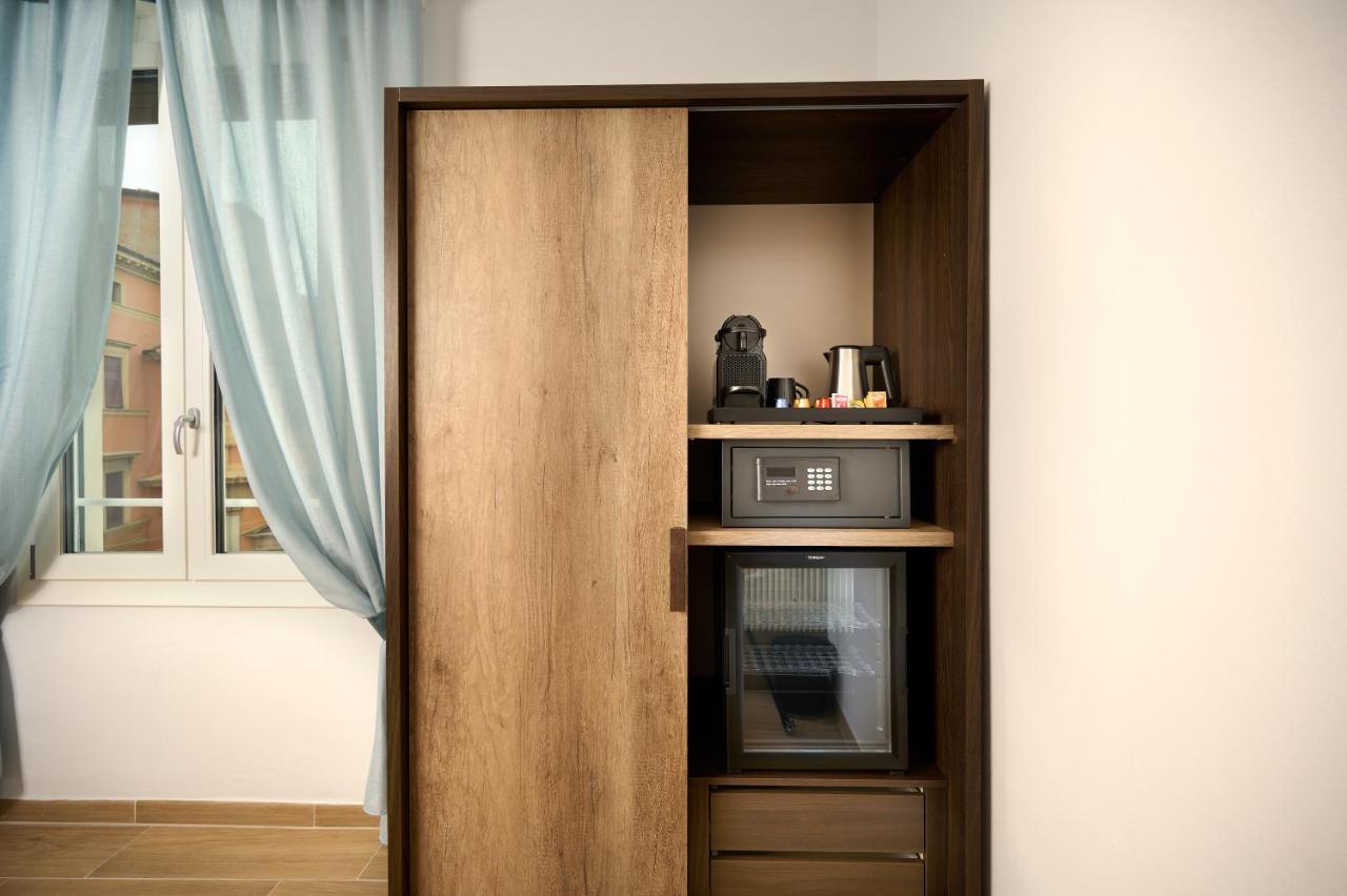 D'Azeglio 62 Luxury Rooms โบโลญญา ภายนอก รูปภาพ